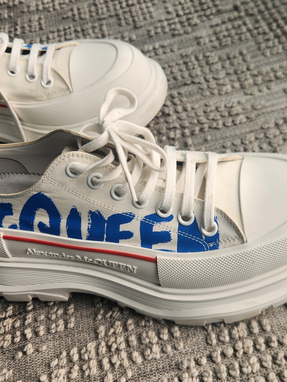 Alexander McQUEEN White Leather Graffiti-Print Sneakers